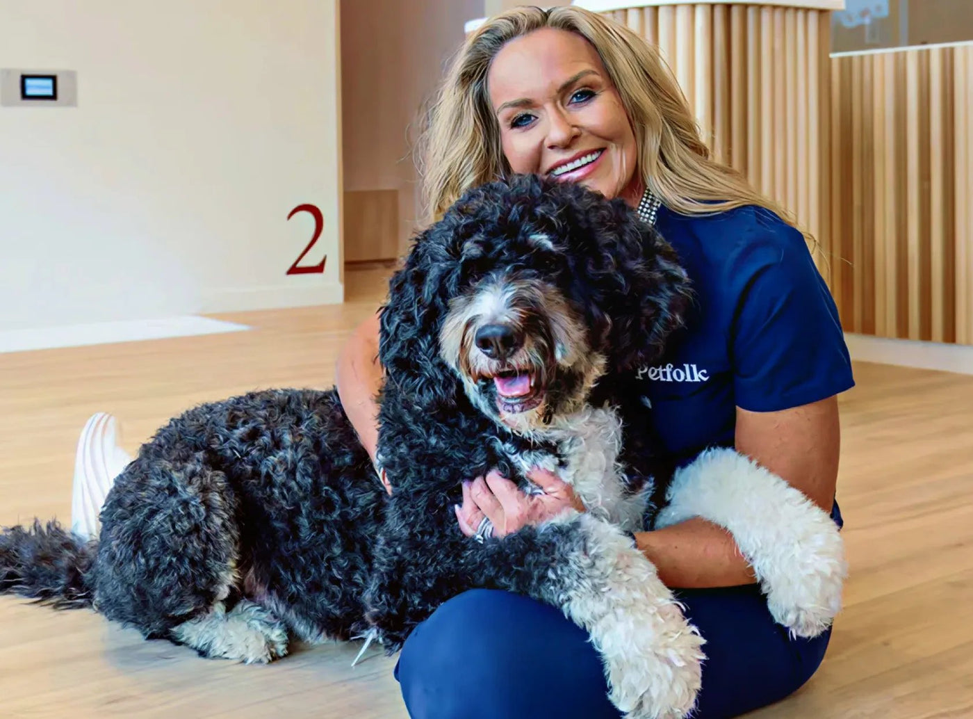 Dr. Audrey Wystrach with a dog